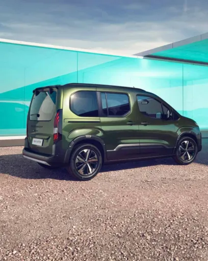 Nouveau moteur essence sur le Peugeot Rifter : performance, fiabilité et modernité au rendez-vous, Saint-Clair-du-Rhône, Groupe BONNETON