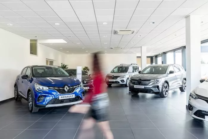 Véhicules Renault, Saint-Clair-du-Rhône, Groupe BONNETON