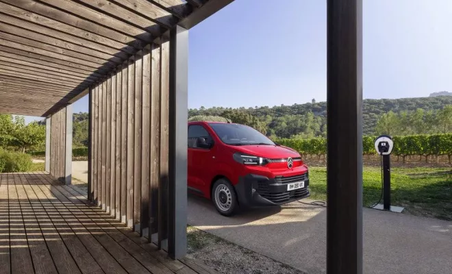 GAMME UTILITAIRE DANS VOTRE GARAGE AUTOMOBILES A SAINT-CLAIR-DU-RHÔNE, Saint-Clair-du-Rhône, Groupe BONNETON