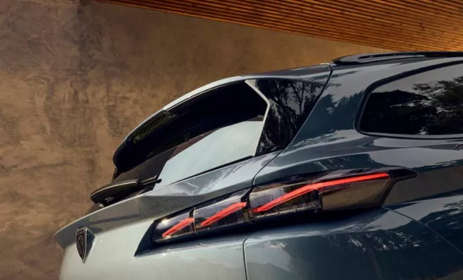 NOUVELLES PEUGEOT 308 & 308 SW : AUDACE, TECHNOLOGIE ET SÉRÉNITÉ AU QUOTIDIEN, Saint-Clair-du-Rhône, Groupe BONNETON